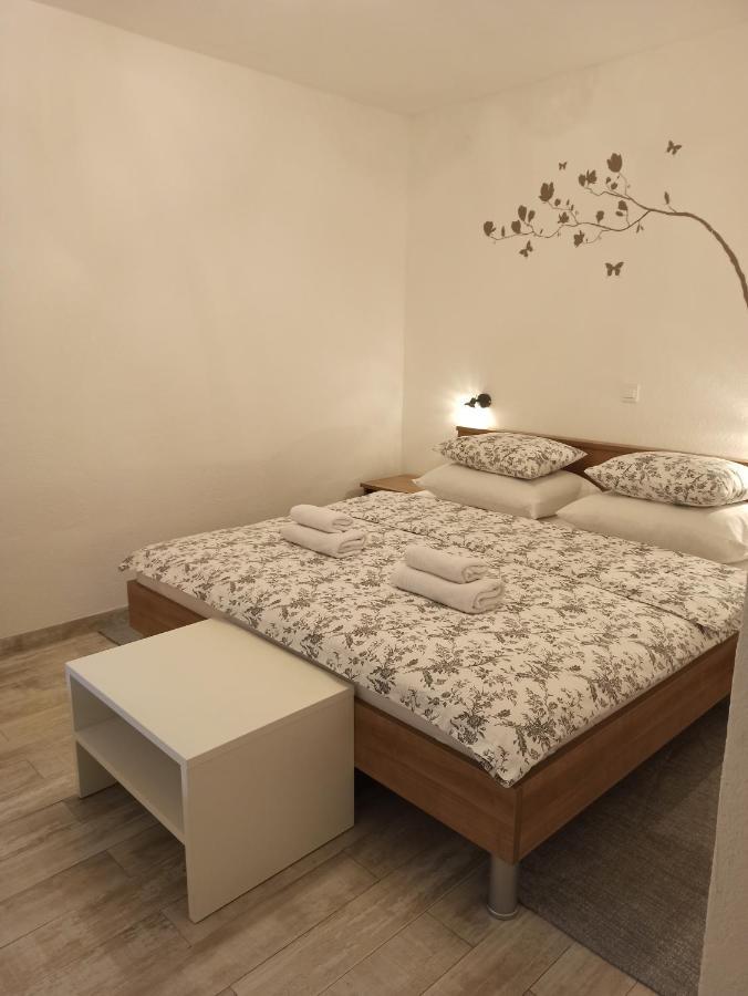 Studio Apartments Una Korenica Exterior foto